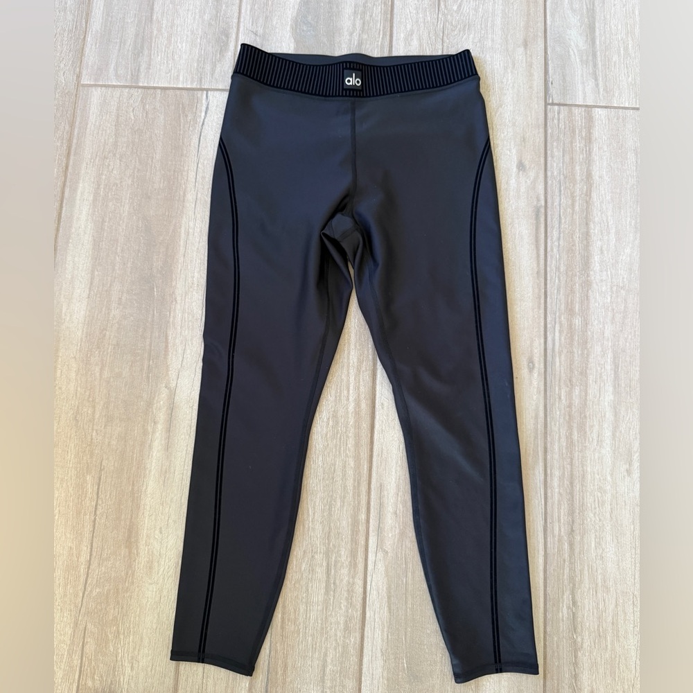 Alo Black Leggings 7/8 airlift high-waist